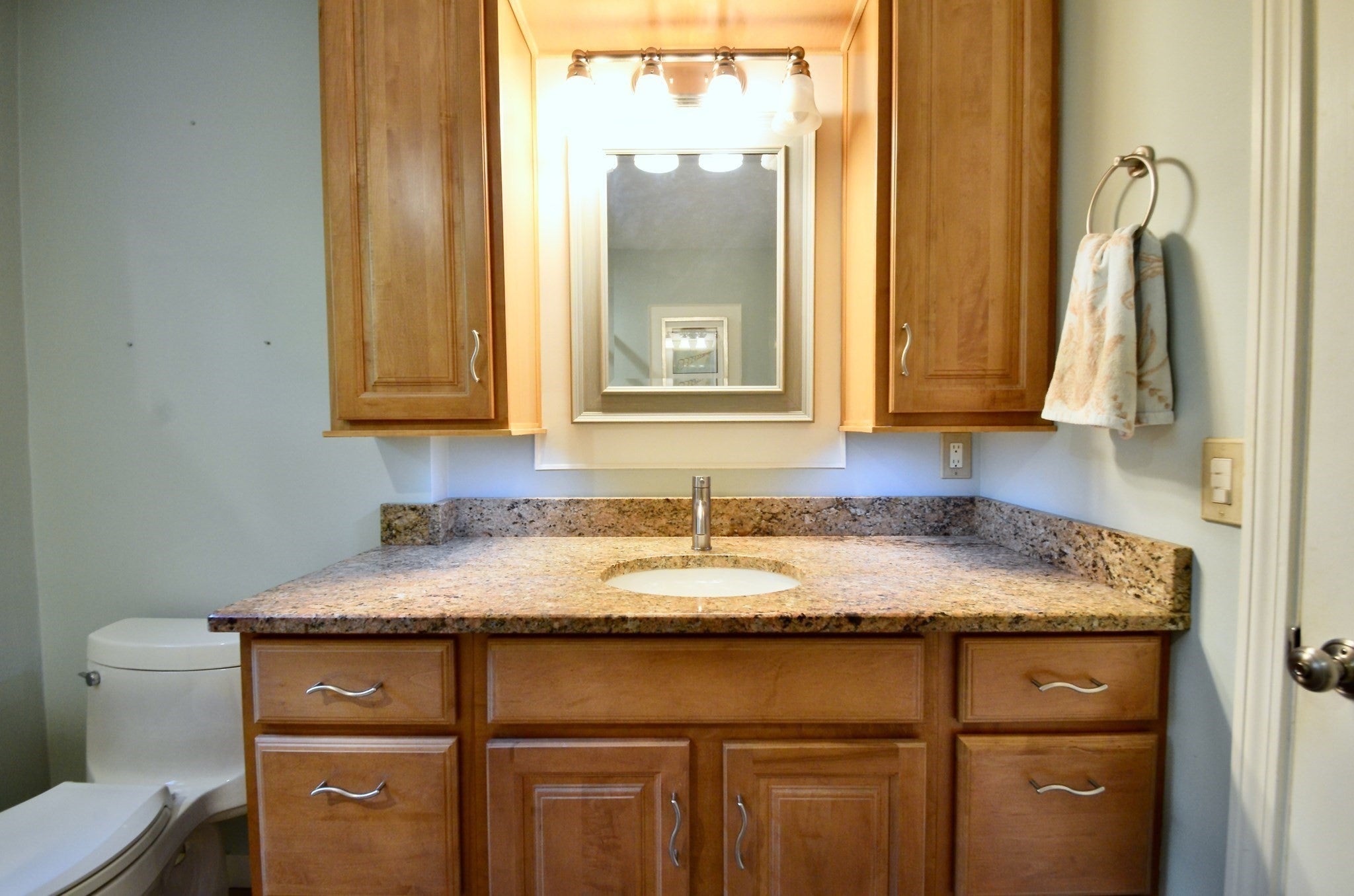 807 Highland St, Northbridge, MA, 807 Highland St, Northbridge, MA Photo #17