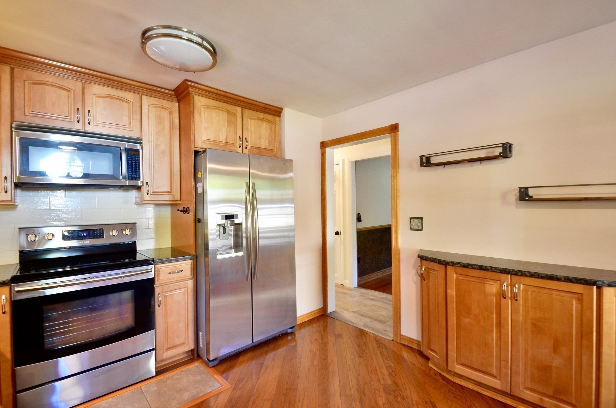 807 Highland St, Northbridge, MA, 807 Highland St, Northbridge, MA Photo #4