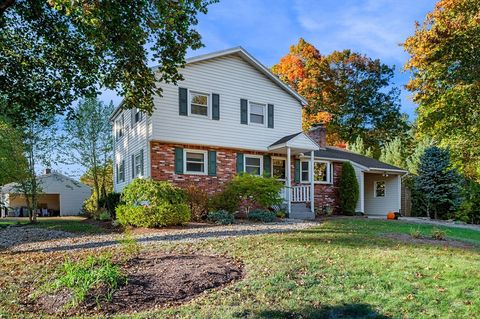 20 Oakland Ave Tewksbury MA 01876