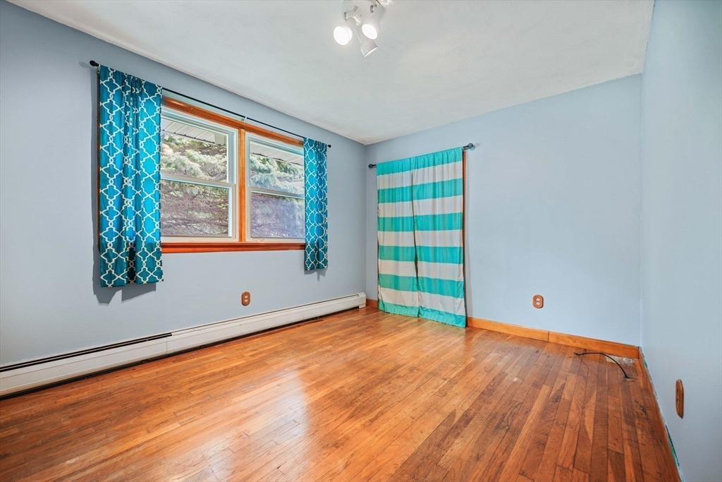 20 Roy Street, Fairhaven, MA Photo #13