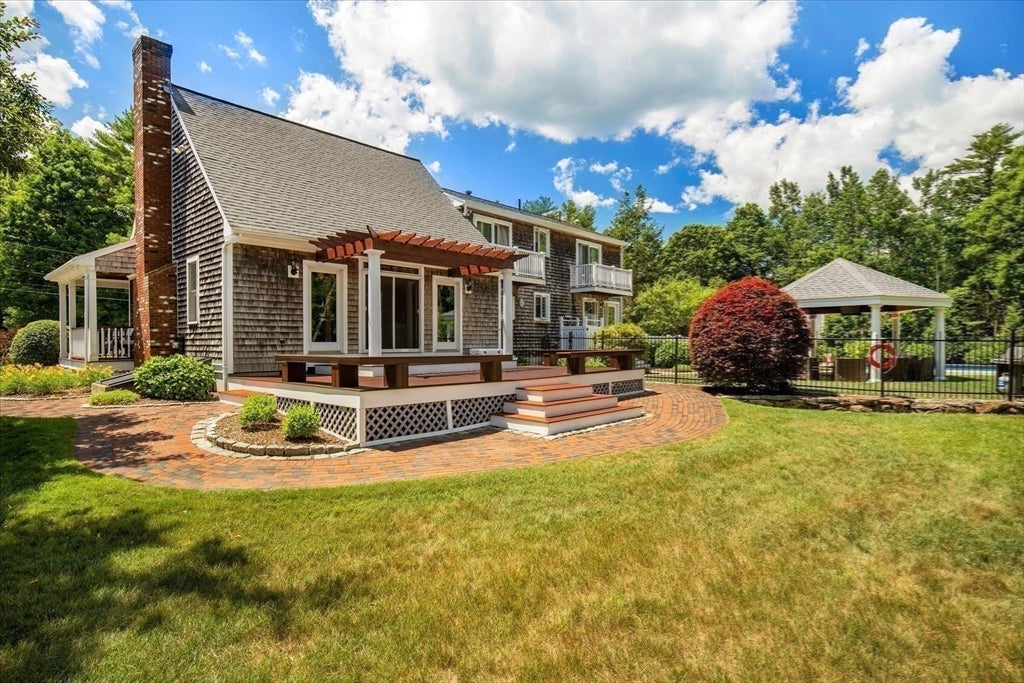 35 Margaret Rd, Middleboro, MA Photo #33