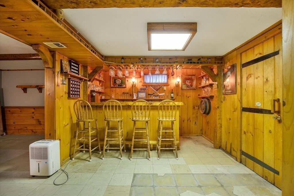 35 Margaret Rd, Middleboro, MA Photo #23
