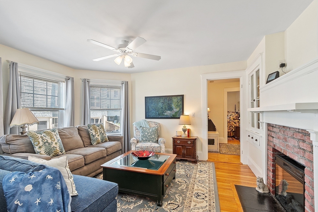 51 Gooch St