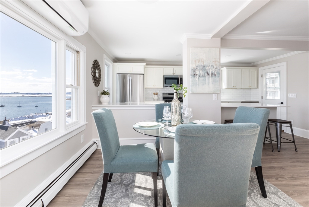 51 Harbor View Ave 3