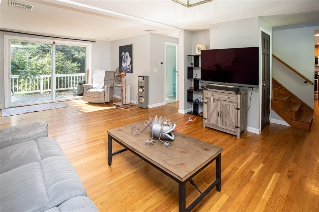 14 Shady Ln, Wareham, MA Photo #7