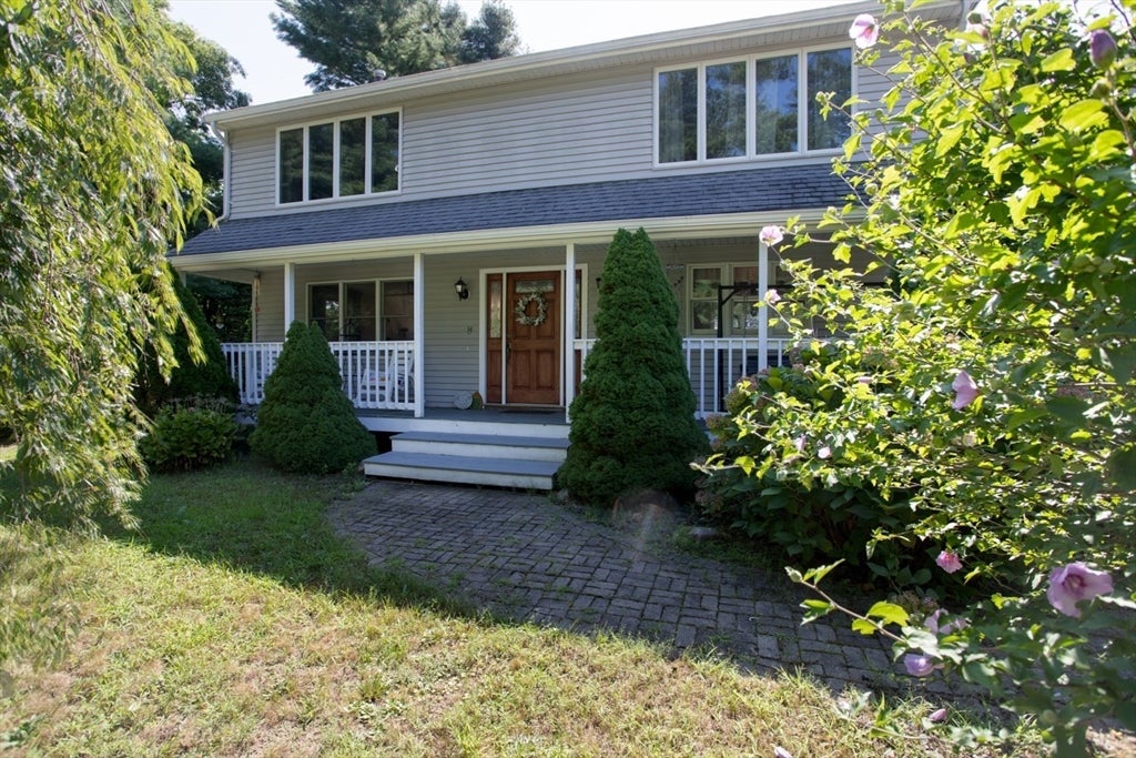 14 Shady Ln, Wareham, MA Photo #4