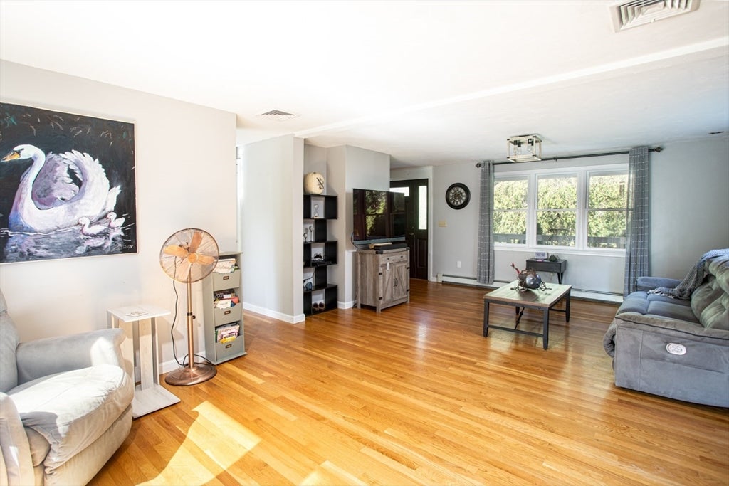 14 Shady Ln, Wareham, MA Photo #9