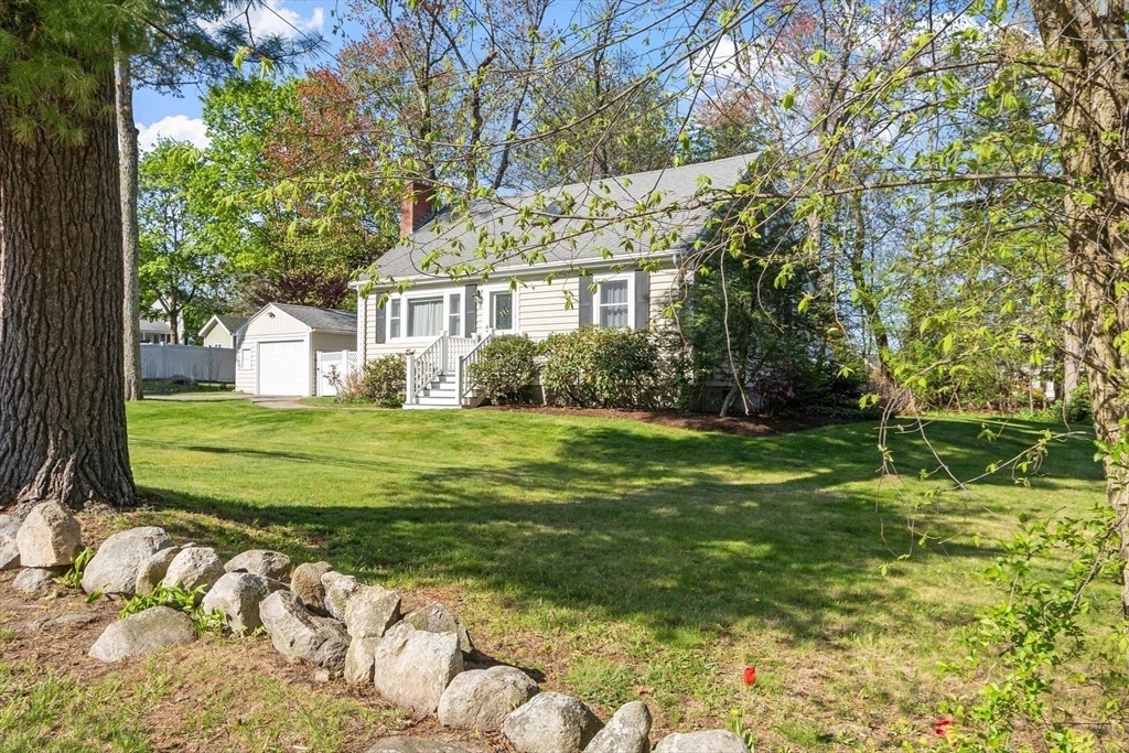 289 South Rd