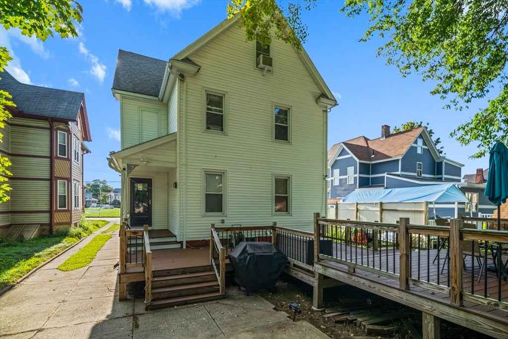 275 Broadway St, Chicopee, MA, 275 Broadway St, Chicopee, MA Photo #5