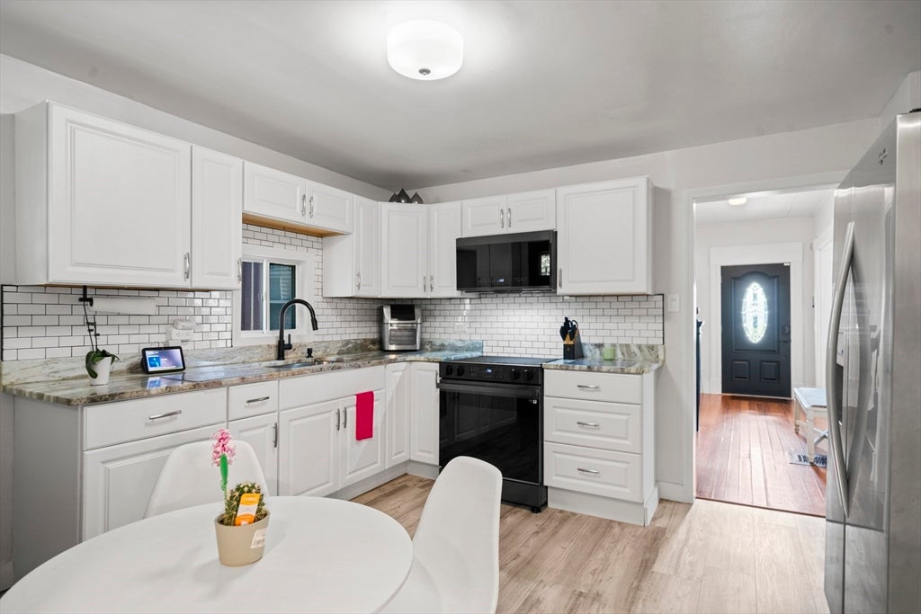 275 Broadway St, Chicopee, MA, 275 Broadway St, Chicopee, MA Photo #15