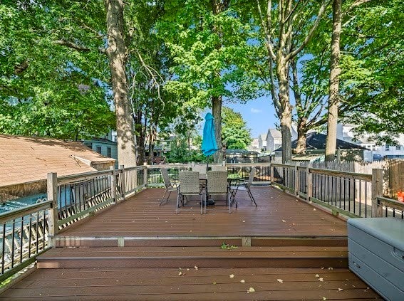 275 Broadway St, Chicopee, MA, 275 Broadway St, Chicopee, MA Photo #7