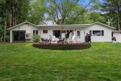 Photo of 6 Wentworth Rd, Canton, MA 02021 (MLS # 73555808)