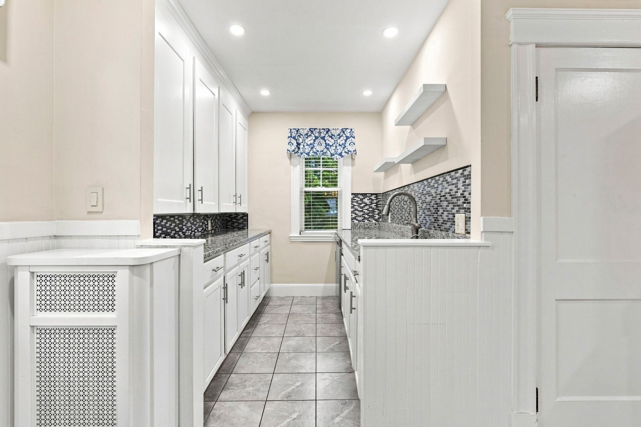 40 County St #B, Peabody, MA, 40 County St #B, Peabody, MA Photo #17
