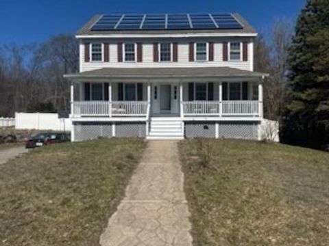 1 Rosemary Ln Chelmsford MA 01824