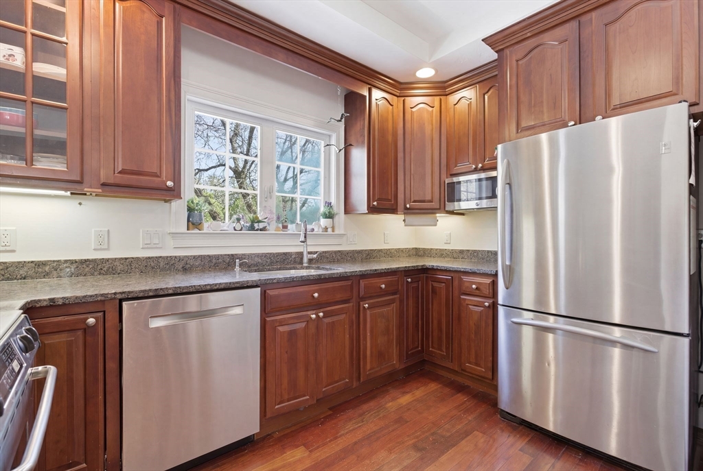 218 South ST #9, Waltham, MA Photo #3