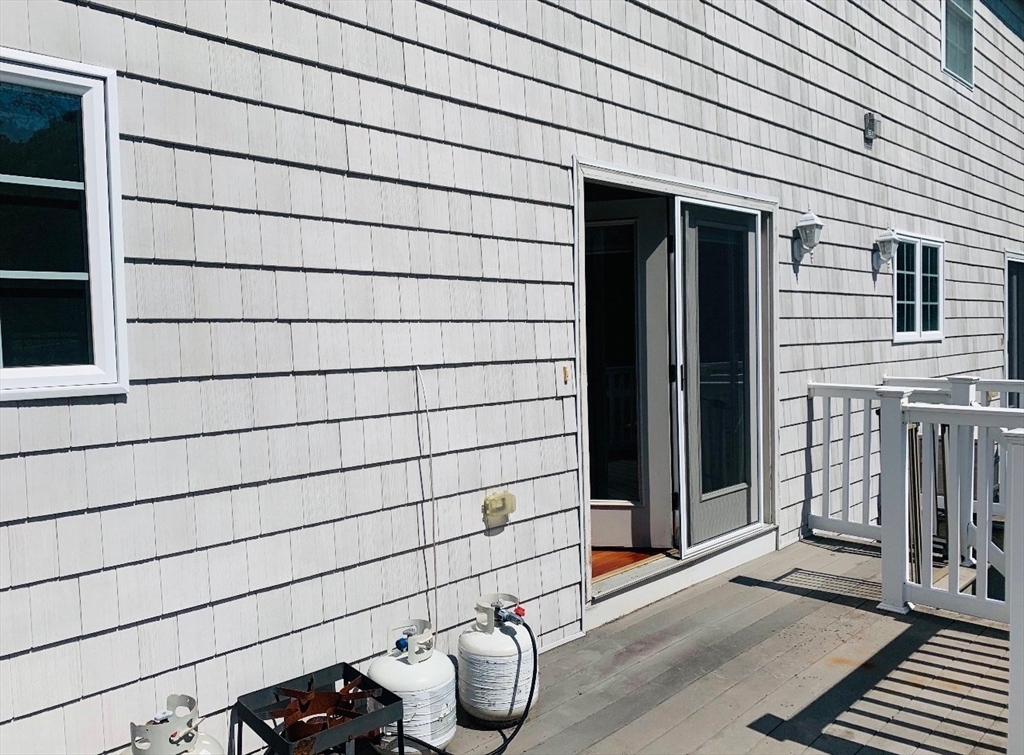 218 South ST #9, Waltham, MA Photo #17