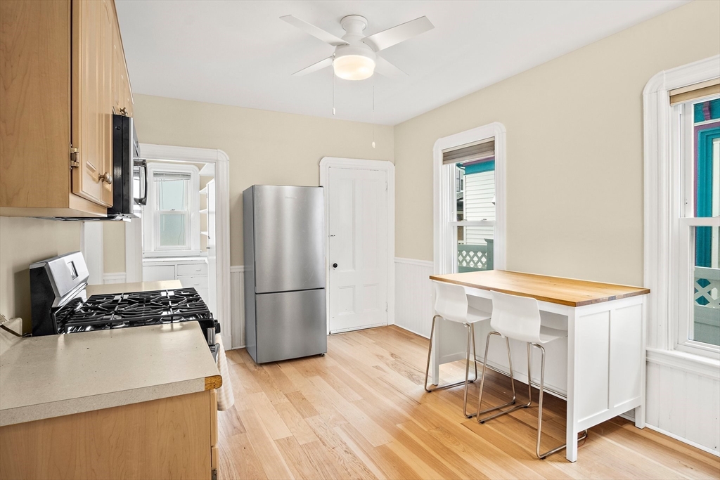 10 Cottage Ave 10