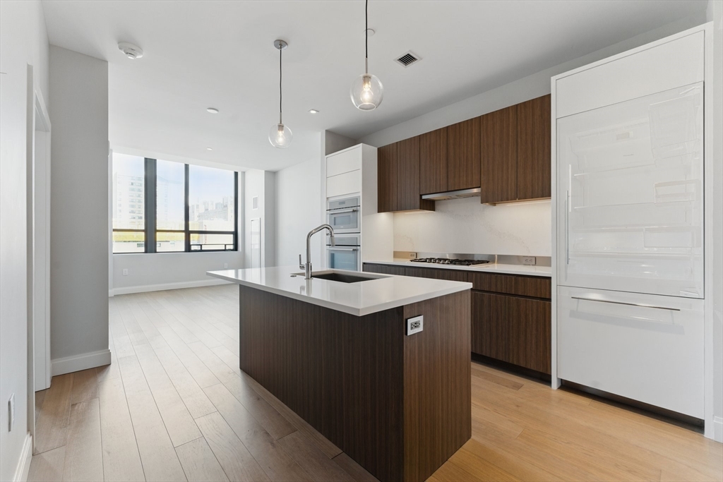 100 Shawmut Ave 405