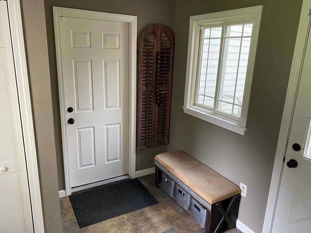 261 Worcester Rd, Princeton, MA, 261 Worcester Rd, Princeton, MA Photo #7