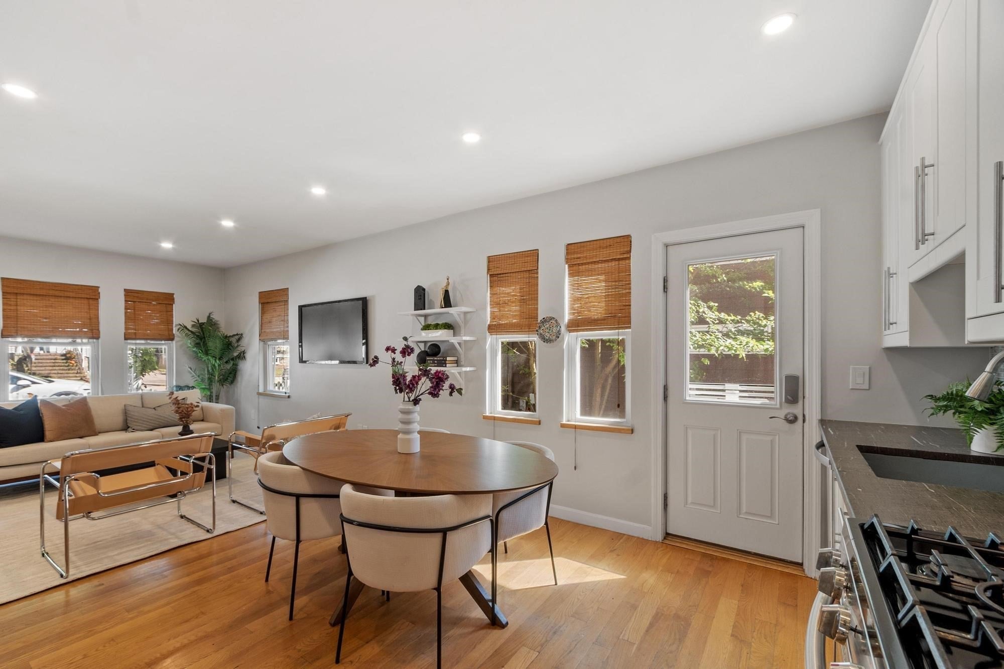 574-576 Lagrange St #574, Boston, MA, 574-576 Lagrange St #574, Boston, MA Photo #14