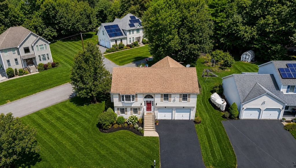 83 Waterman Ave