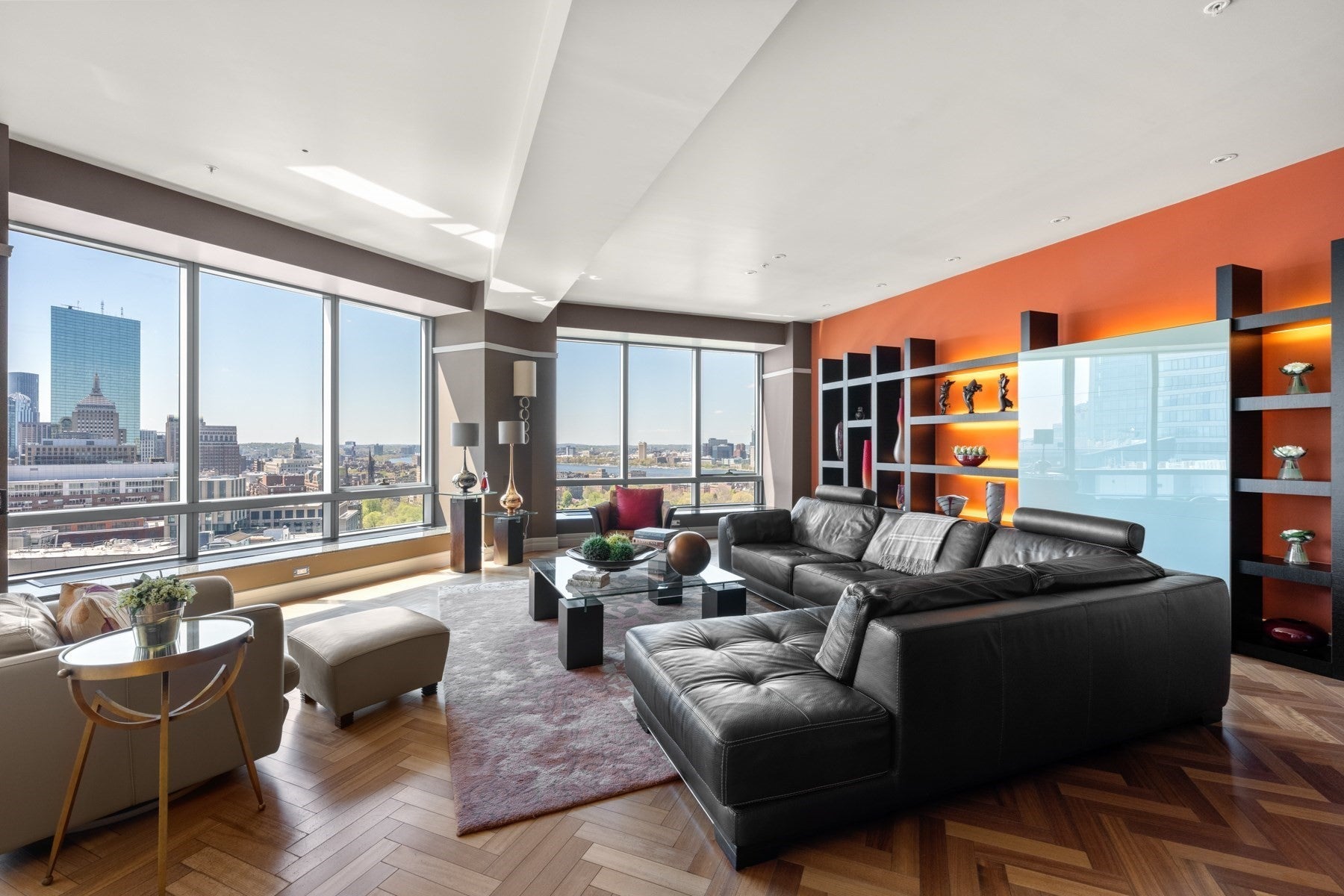 2 Avery St 24C, Boston MA 02111