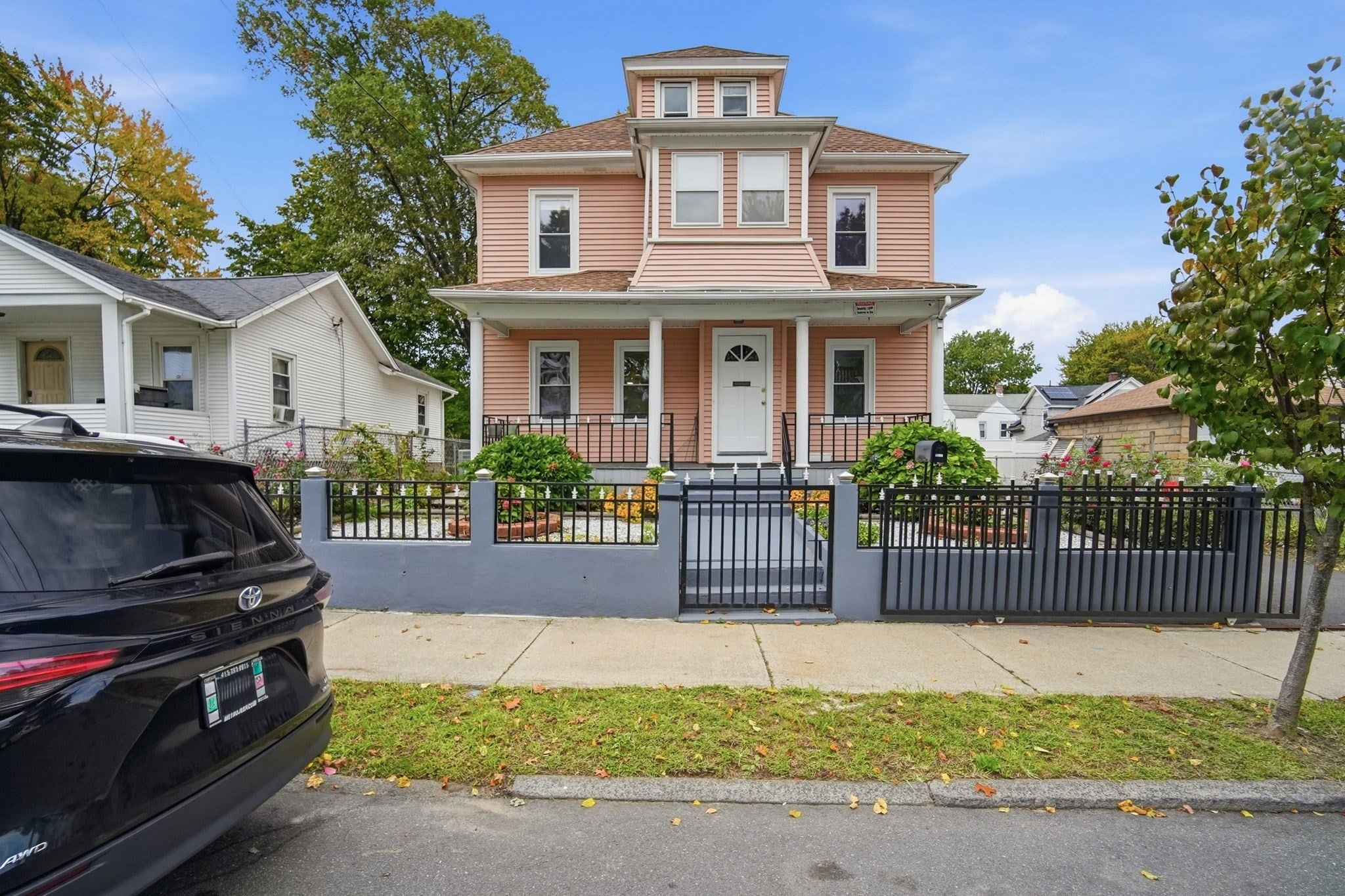 98 Bristol Street, Springfield, MA Photo #1