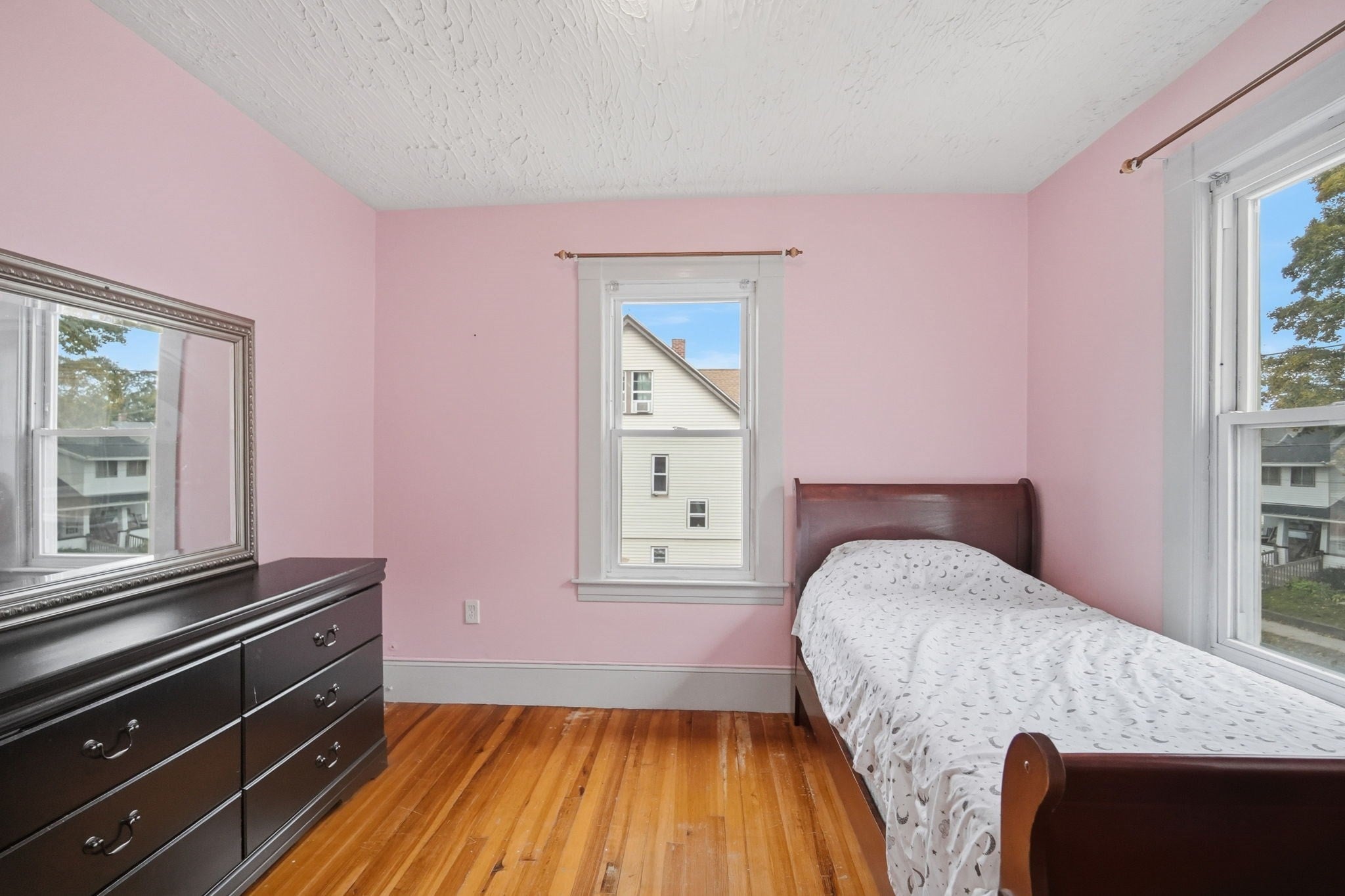 98 Bristol Street, Springfield, MA Photo #21
