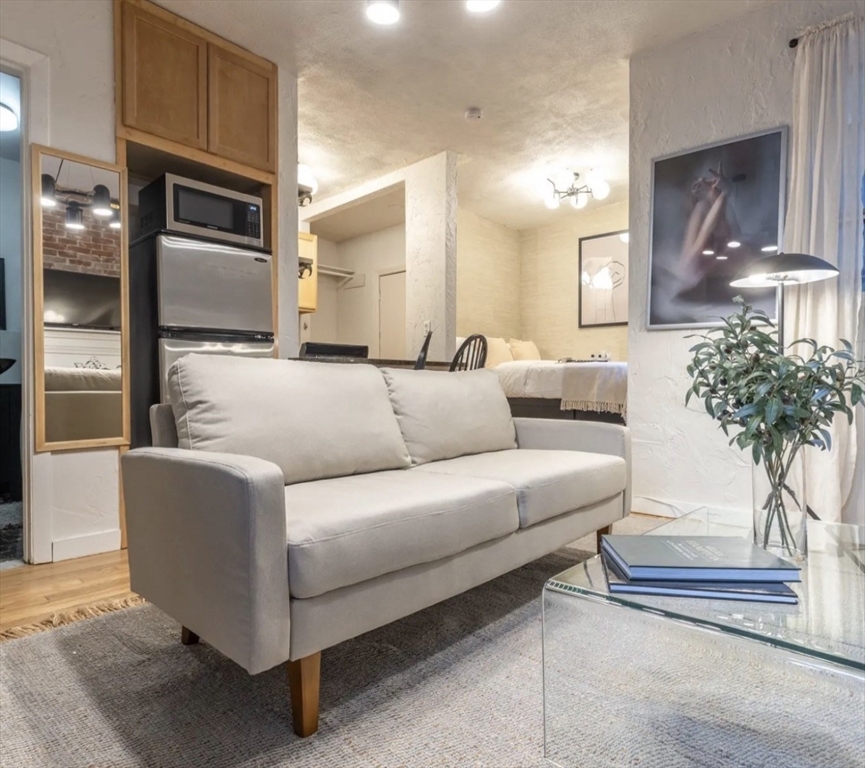 7 Primus Avenue 7-6