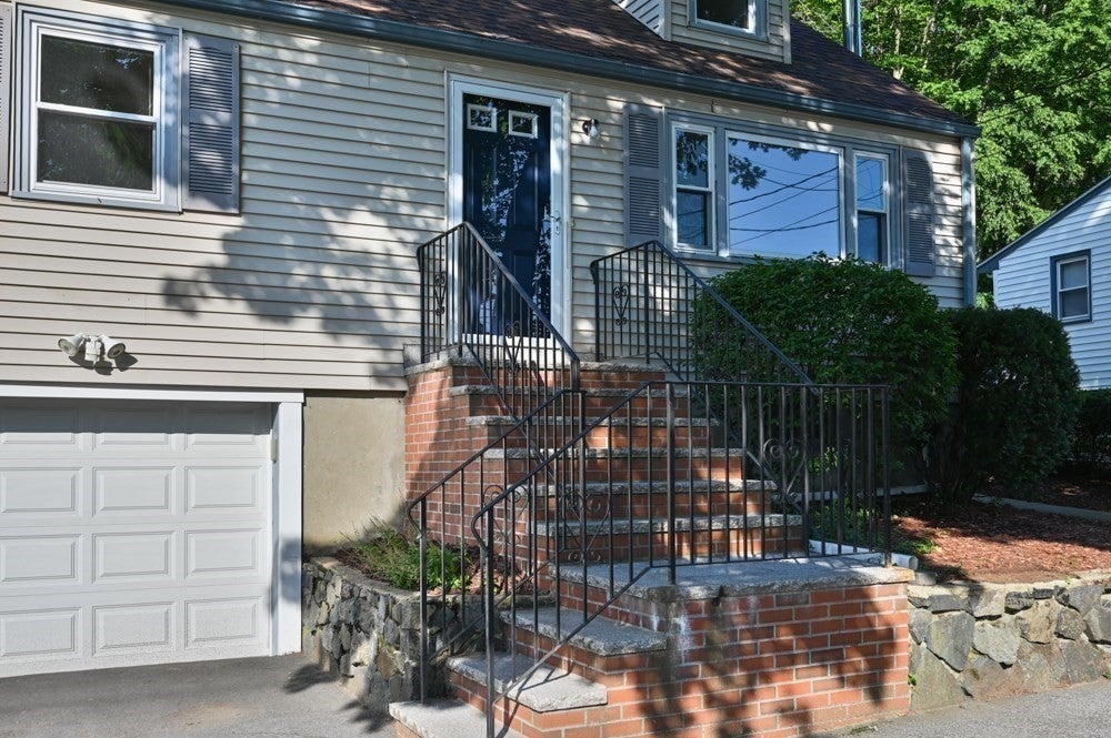 24 Greenwood Road