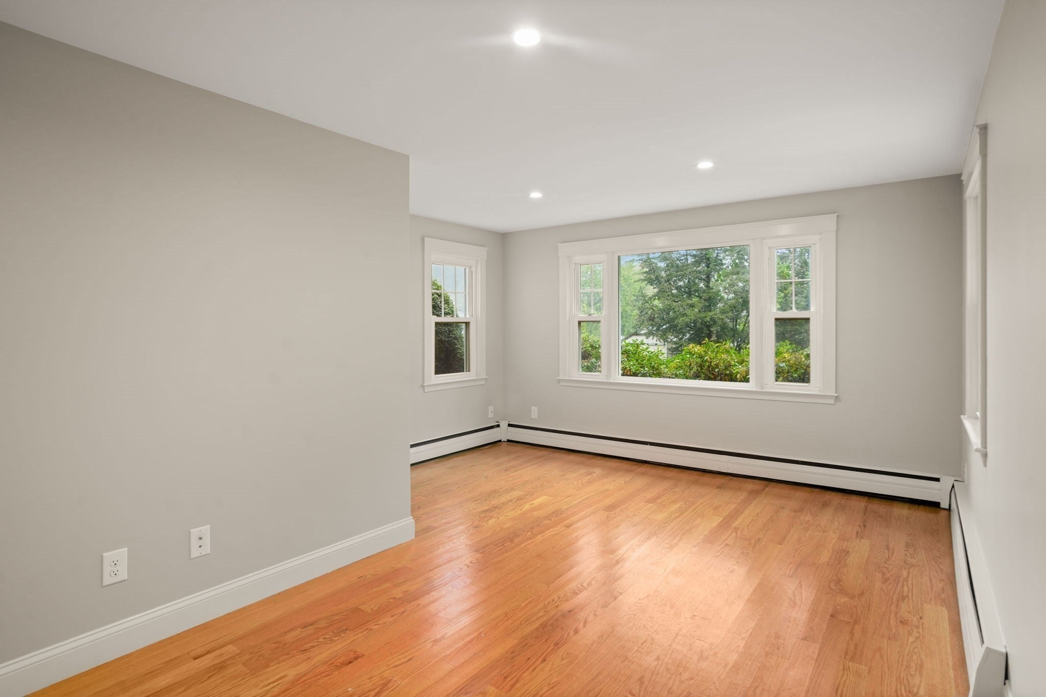 15 Myers St, Uxbridge, MA Photo #8