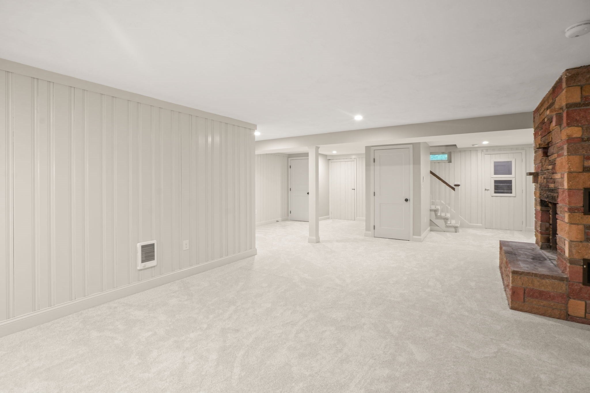 15 Myers St, Uxbridge, MA Photo #22