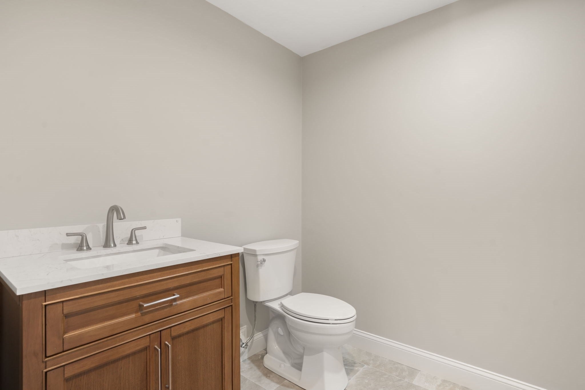 15 Myers St, Uxbridge, MA Photo #17