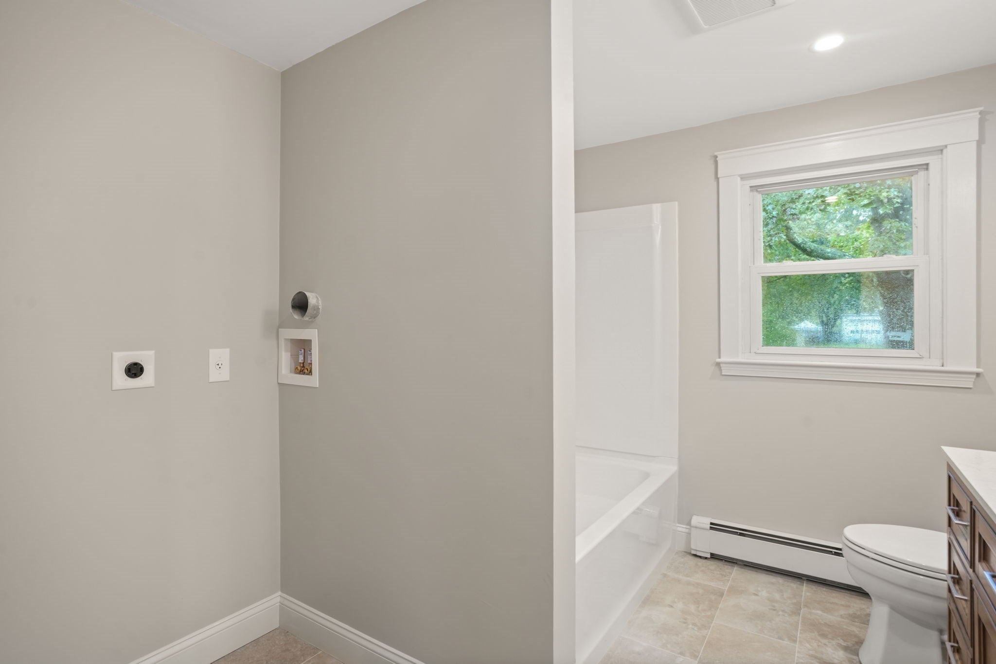 15 Myers St, Uxbridge, MA Photo #14