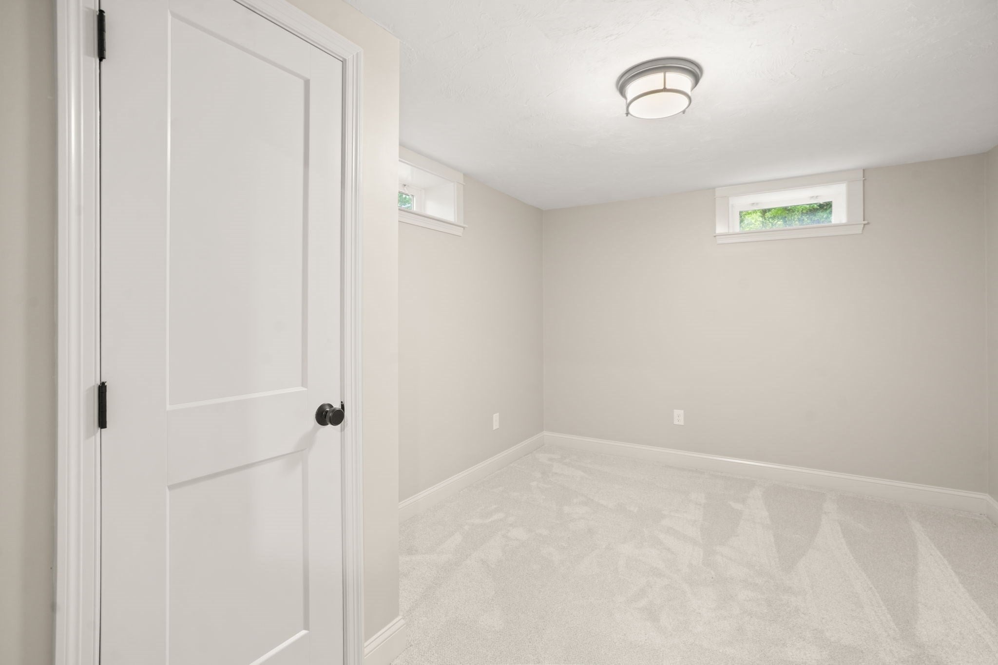 15 Myers St, Uxbridge, MA Photo #25