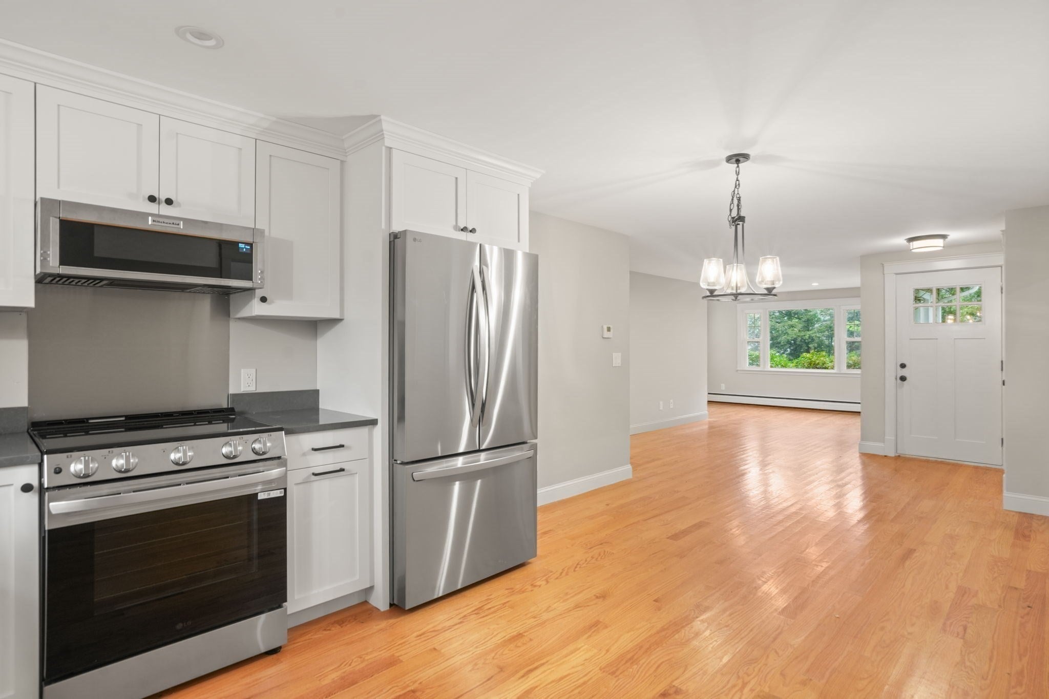 15 Myers St, Uxbridge, MA Photo #6