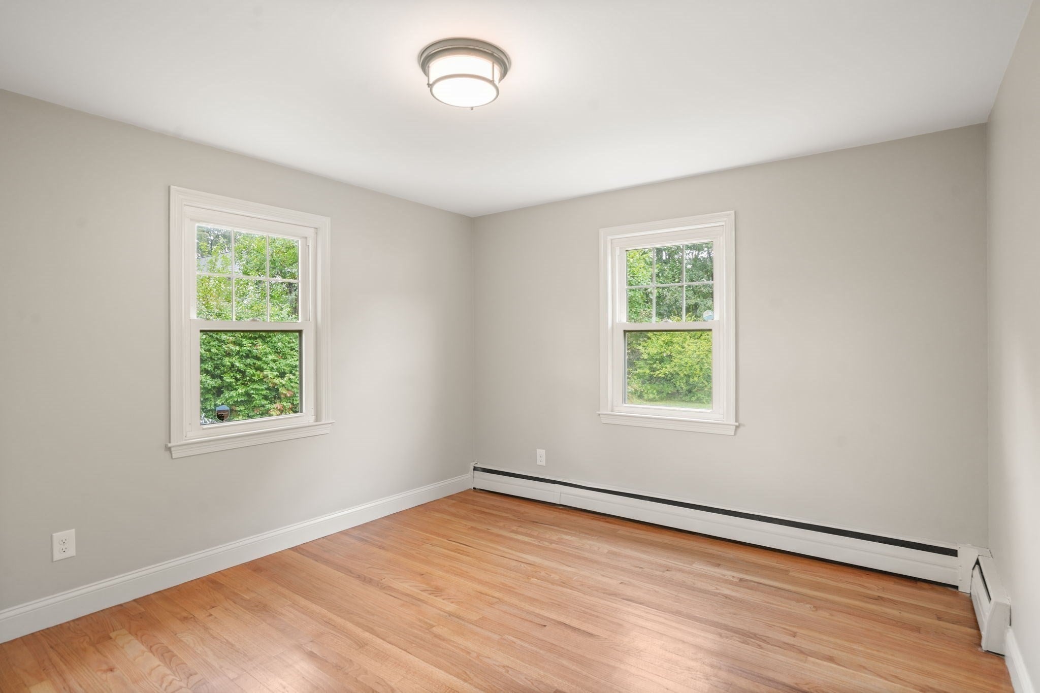 15 Myers St, Uxbridge, MA Photo #15