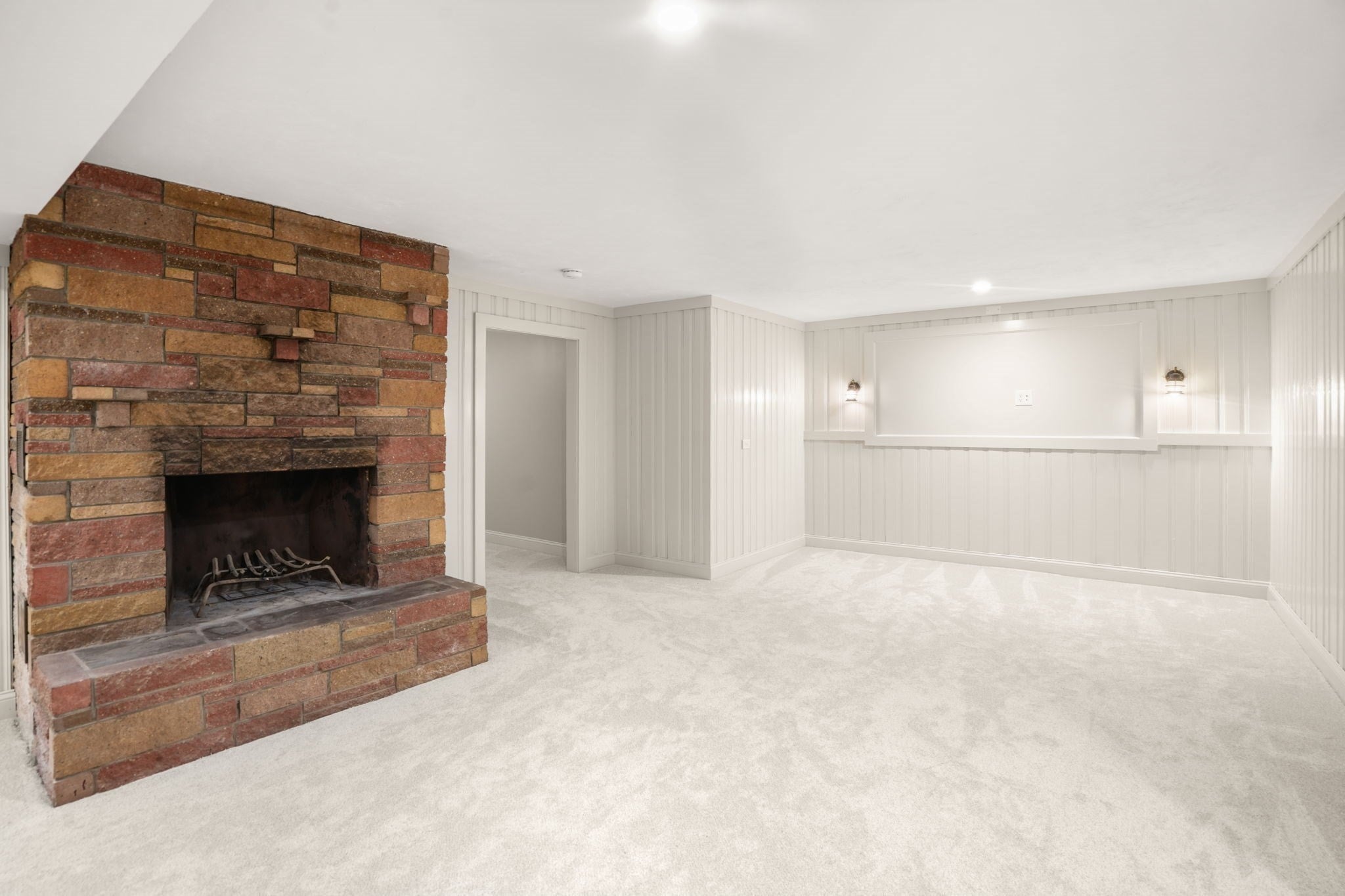 15 Myers St, Uxbridge, MA Photo #21