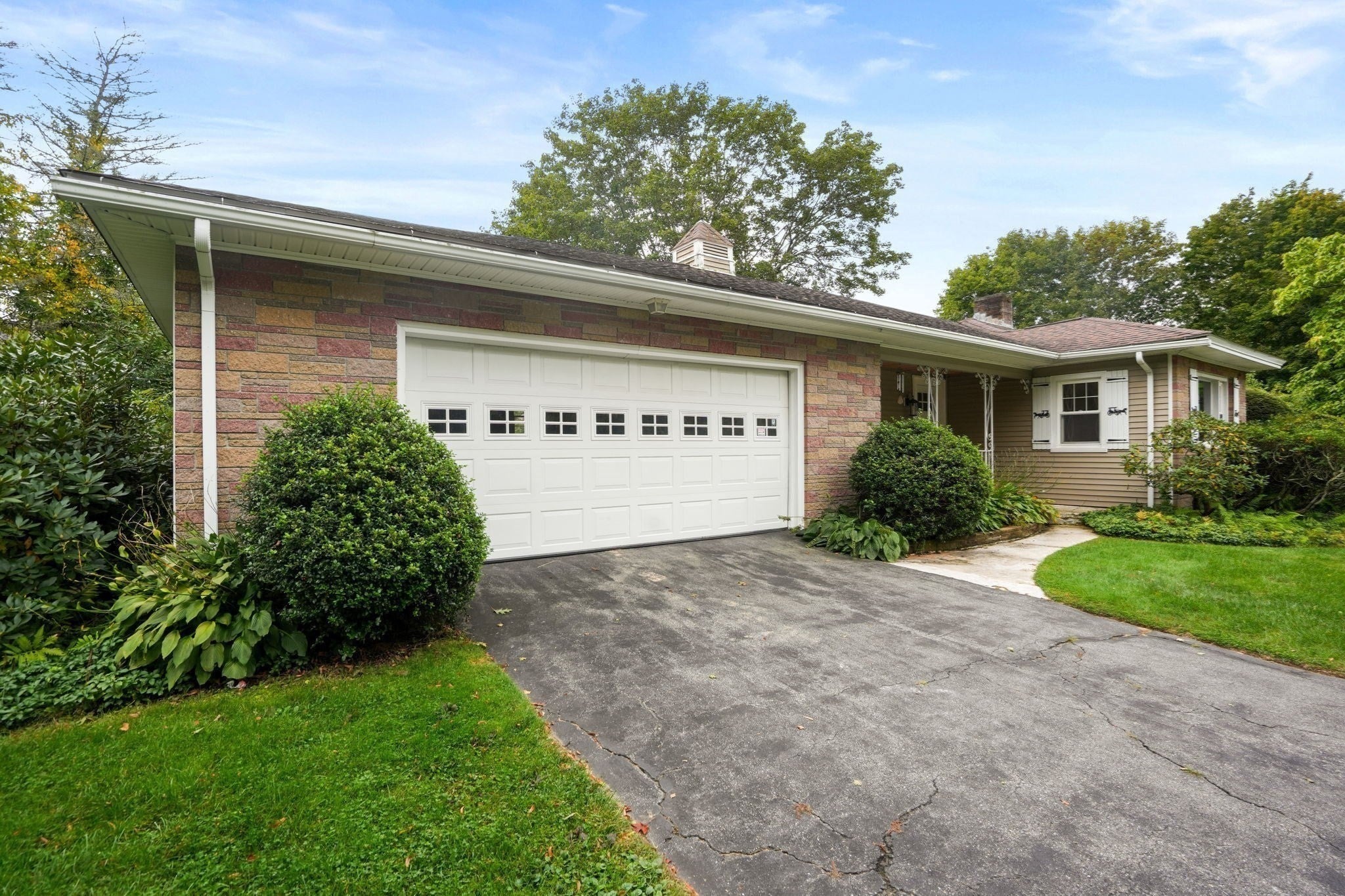 15 Myers St, Uxbridge, MA Photo #3