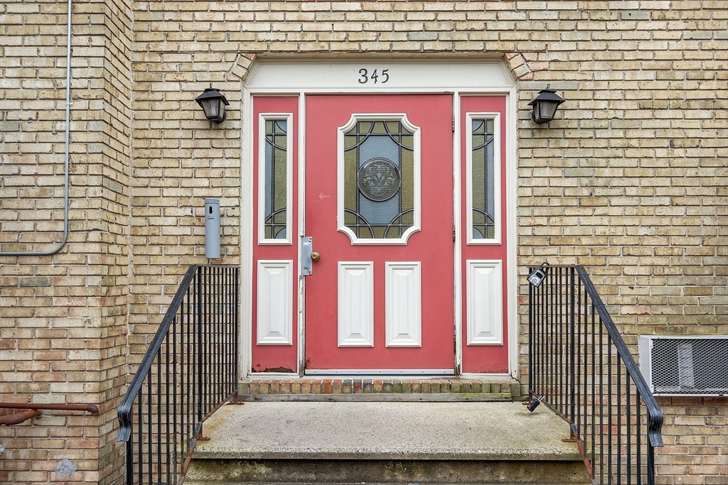 345 Pawtucket Blvd 5