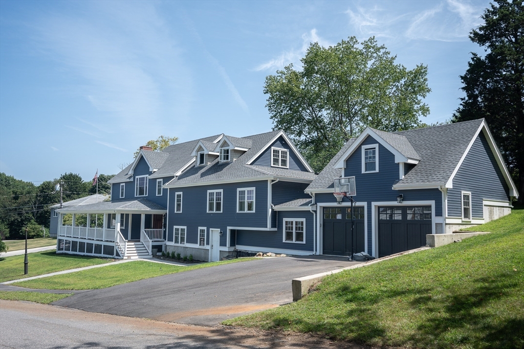6 Brewster Road
