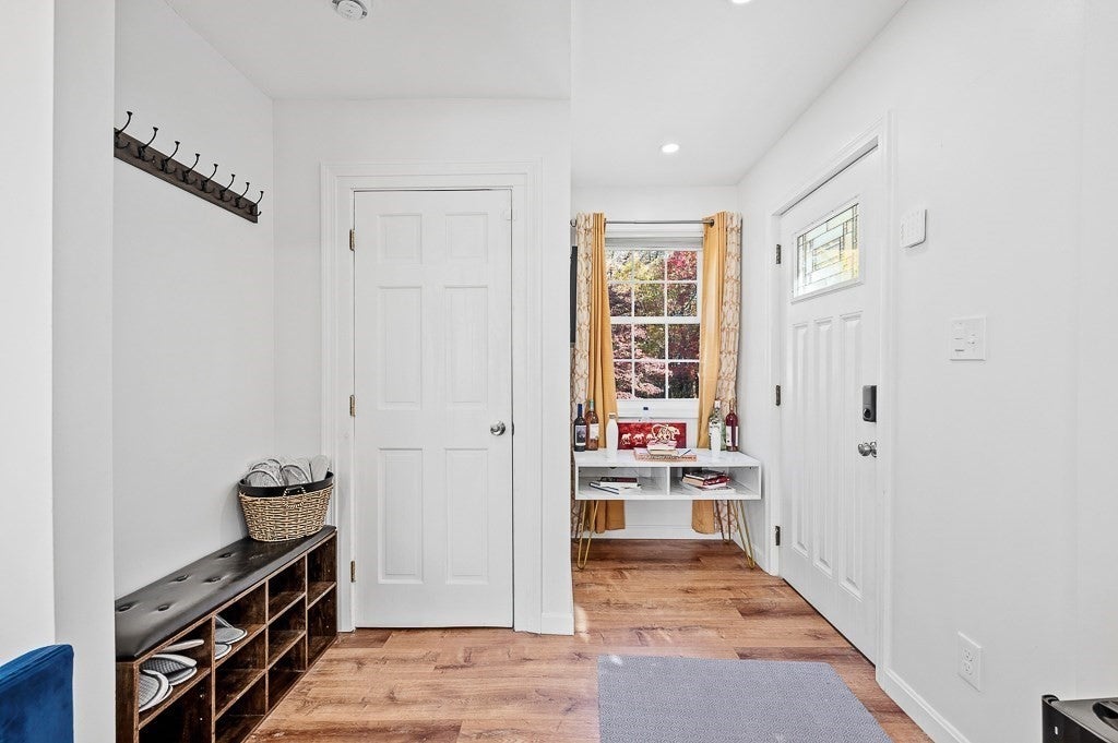 2 Rolfe Ave, Worcester, MA, 2 Rolfe Ave, Worcester, MA Photo #6