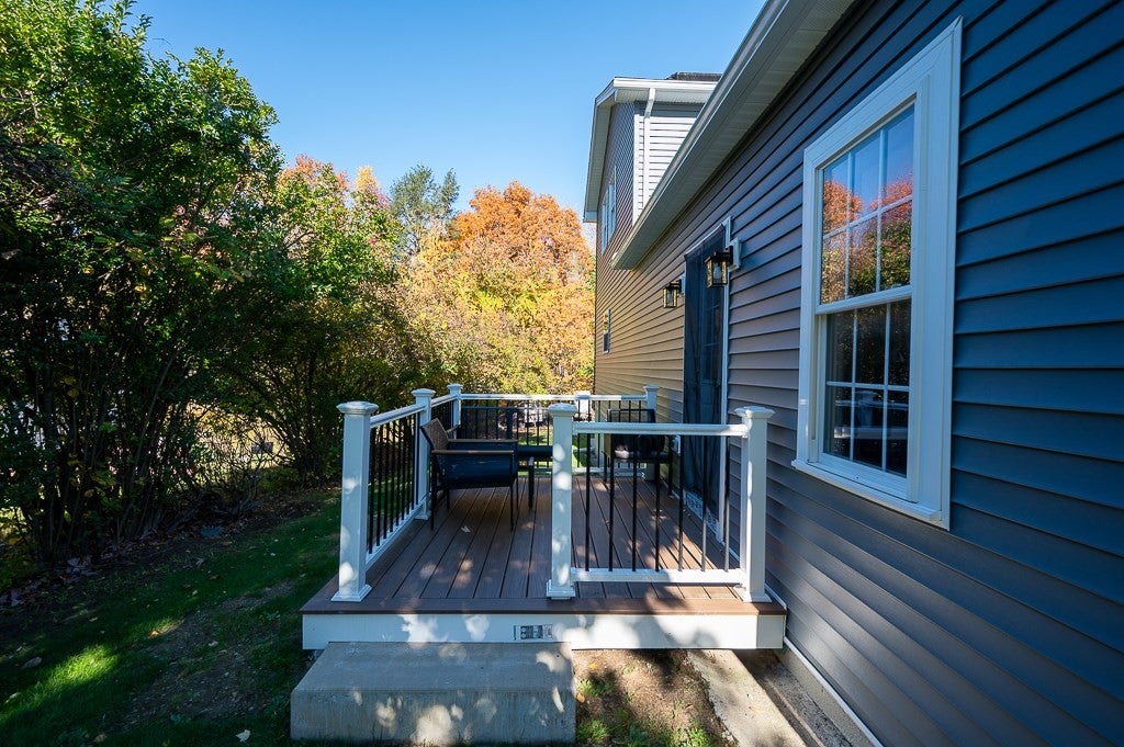 2 Rolfe Ave, Worcester, MA, 2 Rolfe Ave, Worcester, MA Photo #40