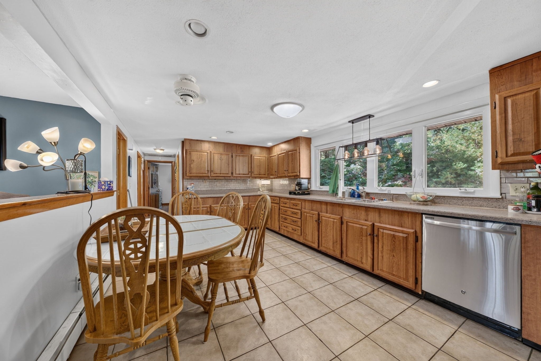 6 Prospect Hill St, Taunton, MA, 6 Prospect Hill St, Taunton, MA Photo #11