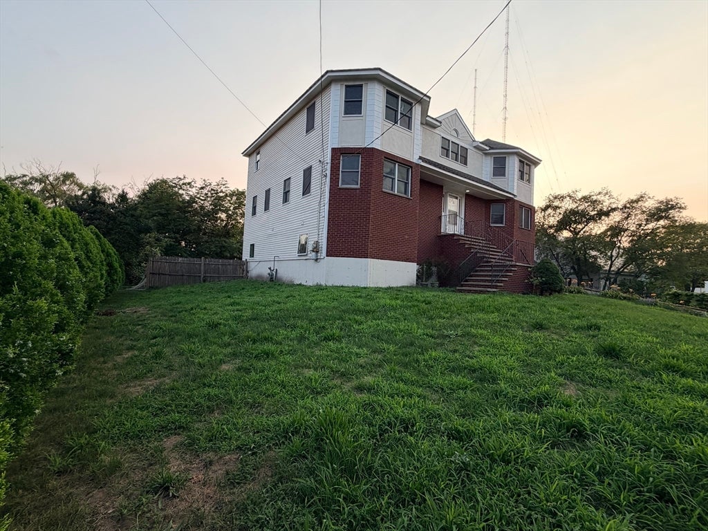 29 Newport Rd