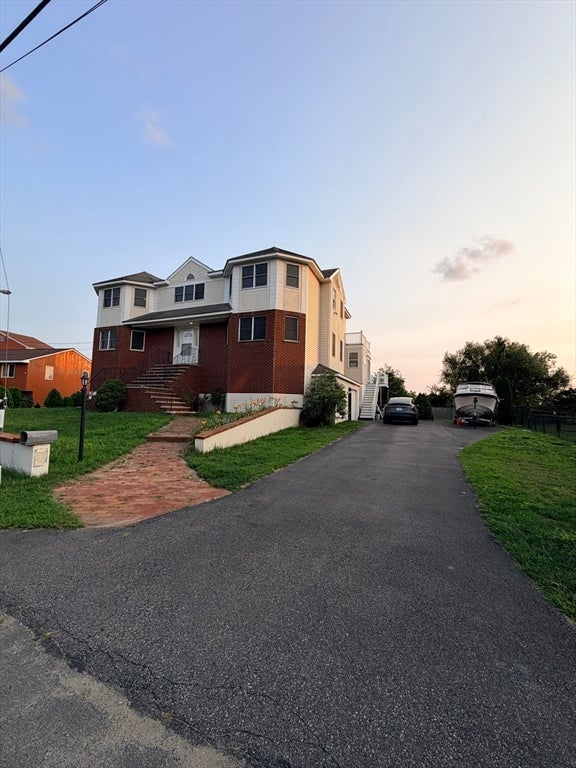 29 Newport Rd