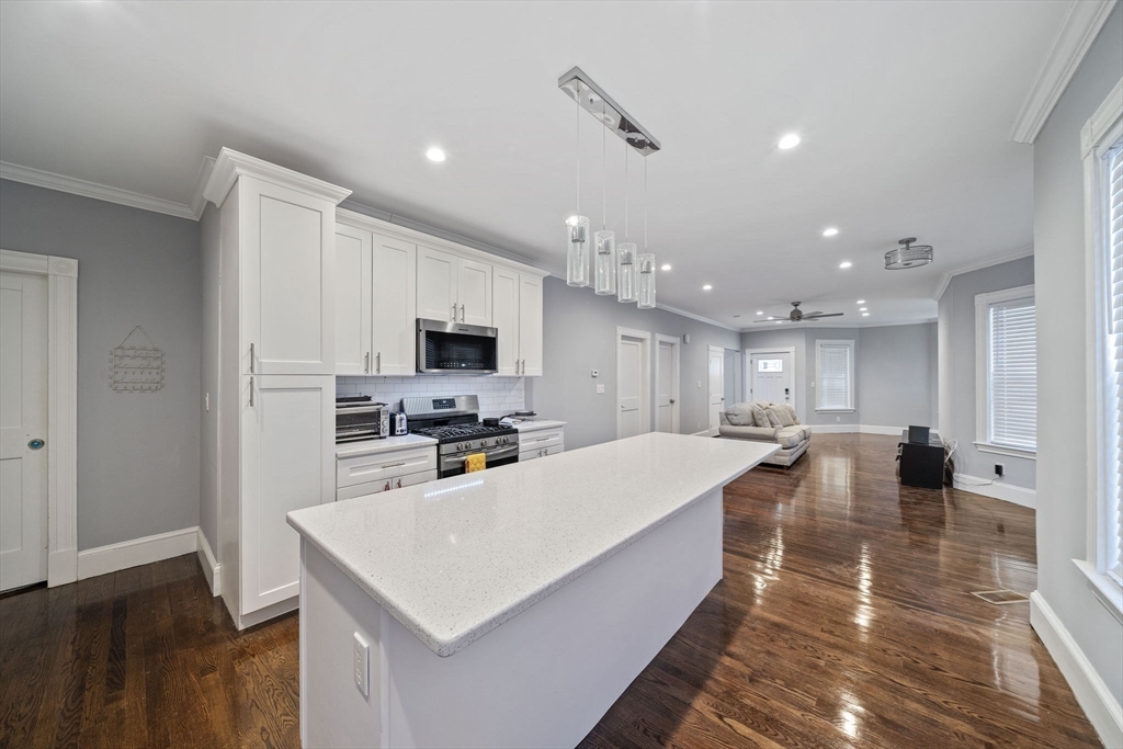 220 Blue Hills Pkwy 220