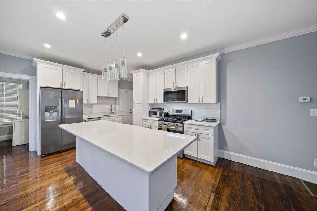 220 Blue Hills Pkwy 220