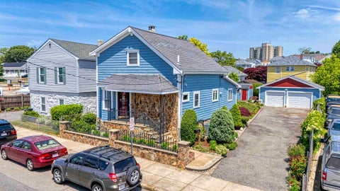Photo of 36 Mcgowan St, Fall River, MA 02723 (MLS # 73531114)
