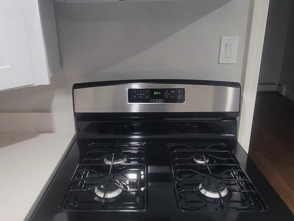 34-36 Waverly St #2, Boston, MA, 34-36 Waverly St #2, Boston, MA Photo #2